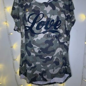 Camo t- shirt